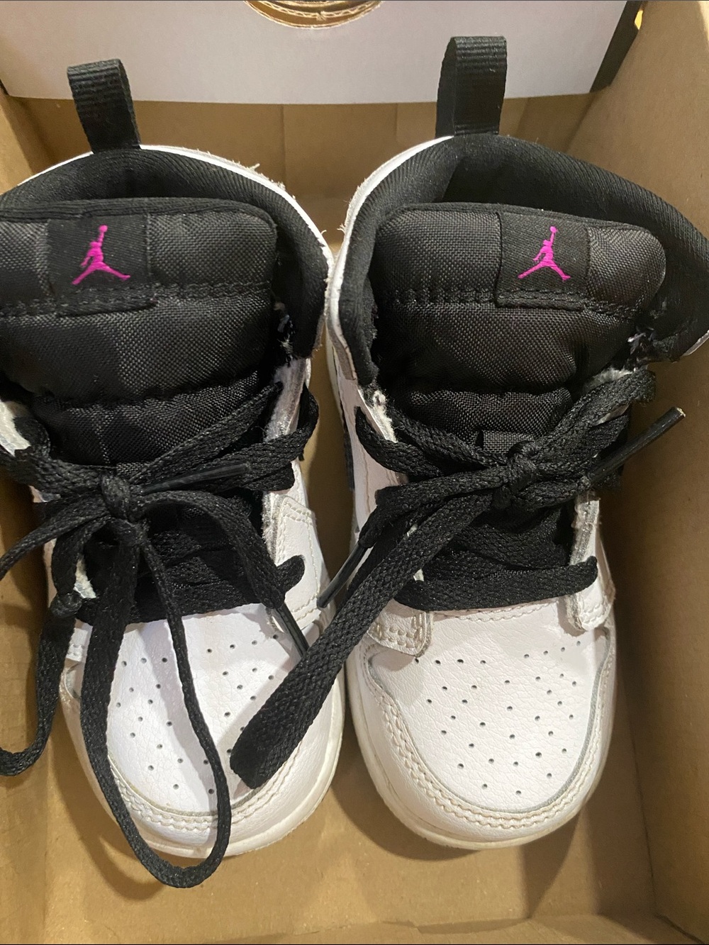 Jordan 1 Mid